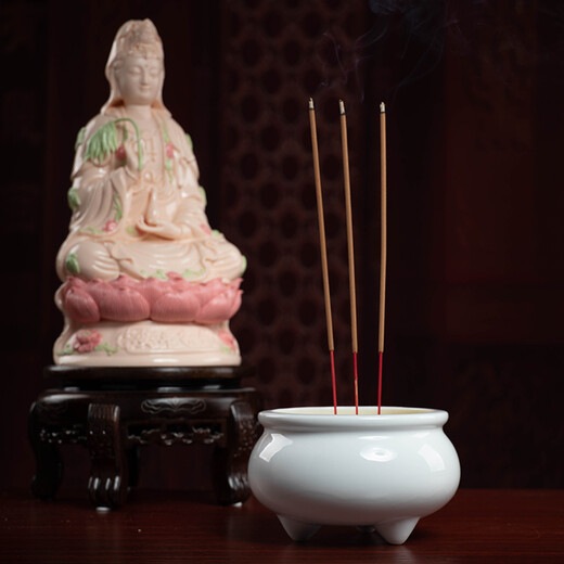 Ceramic incense burner for household Buddha, front line incense stick, incense for Buddha, incense burner, Buddhist temple, worship supplies, D18-05C three-legged incense burner, white porcelain, large size