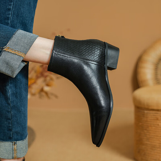 FZFD Top Layer Schaffell speicherte Zehen niedrige Absätze und Nacktstiefel für Frauen Retro -Stil einfach und vielseitig Winterstil Women Stiefel Dicke Absatz Stiefel für Frauen Single Lily Brown 38