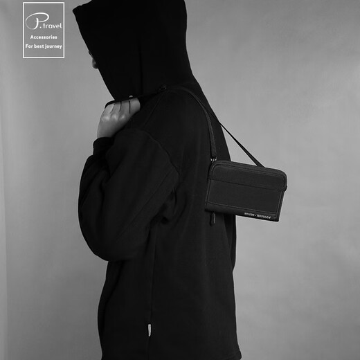 POTRAVEL.DESIGN护照包RFID证件收纳钱包 旅行护照包 尼龙防水可斜背 黑色