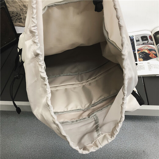 威纳登短途旅行背包男新款潮牌大容量双肩包女大学生初高中生书包电脑包 黑色
