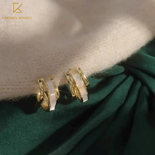CHOMEL KINSEY's new French mother-of-pearl earrings are light luxury, high-end, double-circle niche, exquisite temperament earrings, Valentine's Day and Chinese Valentine's Day gifts, earrings