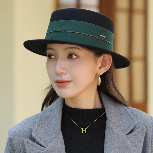Xiangxue Yuxiu French celebrity wool wool top hat for women in autumn and winter elegant versatile felt hat Hepburn fashionable simple flat hat for women camel color
