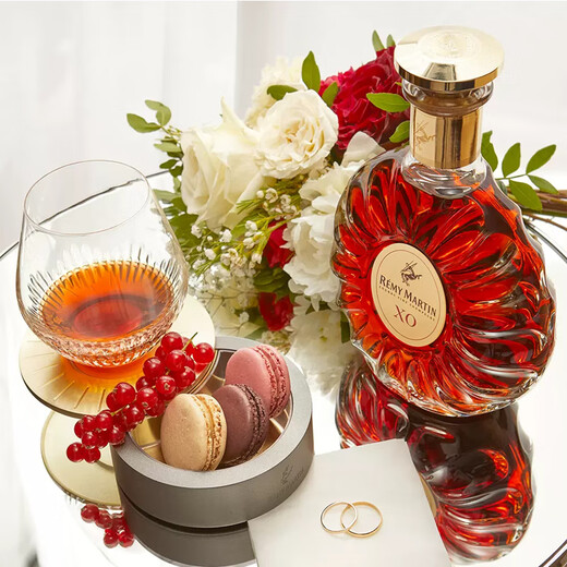 人头马（Rémy Martin）洋酒 X.O优质香槟区干邑白兰地 700ml 