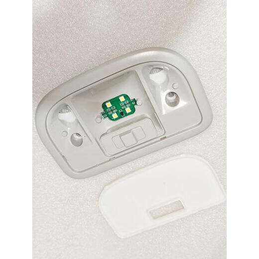 
Qushi (QUSHI) is suitable for Geely 09-17 Emgrand/rear ceiling light/reading light/indoor mid ceiling light assembly EC7/718/RV 09-13 grey original factory