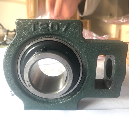 UCT205 UCT206UCT207UCT208UCT209 Outer spherical bearing seat fixed seat with slider seat UCT207 (inner diameter 35mm)