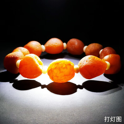 Hupai, one thing, one picture, one certificate, natural beeswax bracelet, raw stone bracelet, leather sea float, chicken fat red, raw mineral bracelet, 26.78g, 15*16mm
