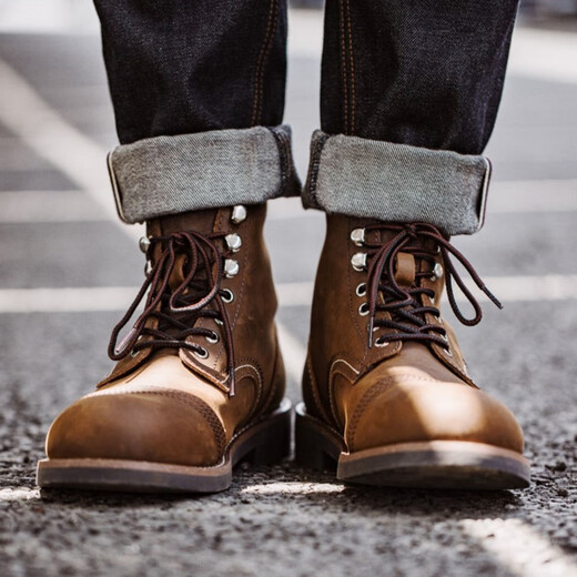 Maden's top layer 8111 work boots men's shoes genuine leather American retro outdoor paratrooper boots vintage motorcycle boots Martin boots beeswax color Maden's work boots 42