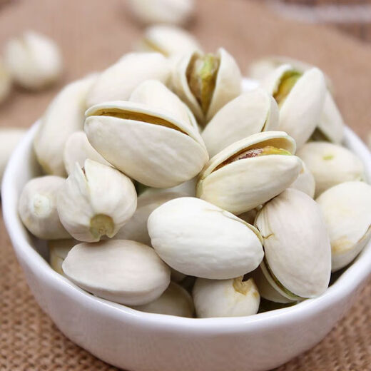 Viting Pistachios Wholesale 5Jin Jin is equal to 0.5kg New Original Color Pistachios/2 Bags Net Weight Salt Baked Natural Open Pieces 500g
