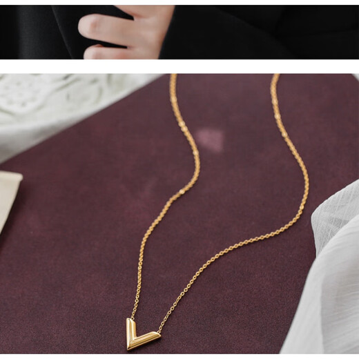 Fir Crown 18k gold necklace Cho l Bang chain V letter for women 2024 new style light luxury pendant color gold clavicle 18k starry sky 18k gold V necklace with + certificate