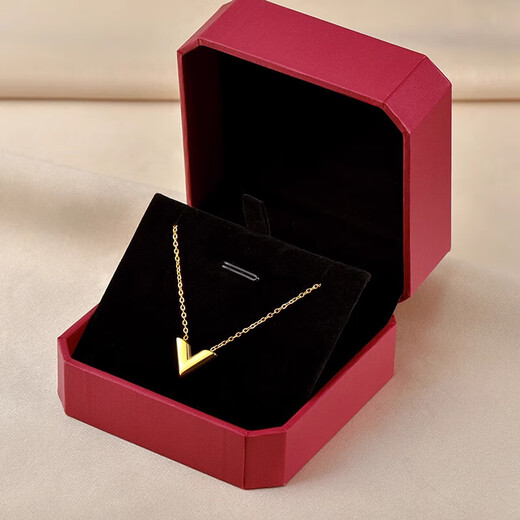Fir Crown 18k gold necklace Cho l Bang chain V letter for women 2024 new style light luxury pendant color gold clavicle 18k starry sky 18k gold V necklace with + certificate