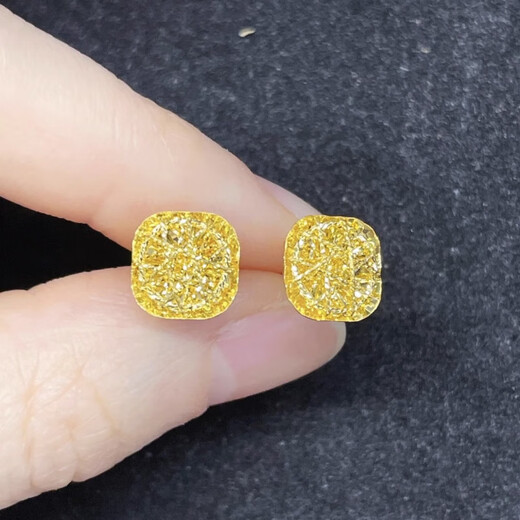 Putino's new sparkling sugar cube earrings gold brushed flower earrings 999 full gold fashionable earrings for your girlfriend brushed small sugar cube earrings