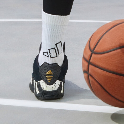 阿迪达斯 （adidas）Regulate团队款实战篮球运动鞋男子adidas阿迪达斯EH2391 黑色/红色/金金属(EF9853) 40 245mm