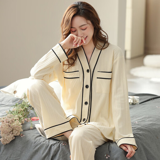 Pajamas pour femmes Quguo (Quguo) pour les manches longues en coton pur du printemps et de l'automne pour le cardigan d'automne entiment au printemps et à l'automne pour femmes en automne.