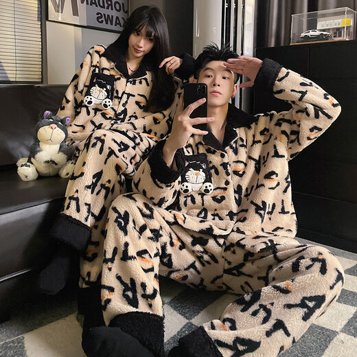 Mengdong Crayon Shin-chan Couple Pajamas for Men and Women Winter Coral Velvet Cute Cardigan Internet Celebrity Style Flannel Home Clothing Set KYX-A59904 XL Men's Style (Recommended 120-145 Jin Jin equals 0.5 kg)