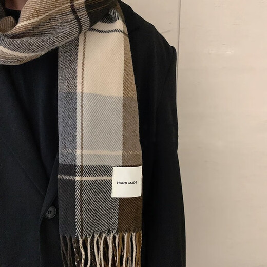 Miao Yijia scarf men's scarf winter new trend warm student couple scarf Korean birthday gift for boys brown plaid men's scarf