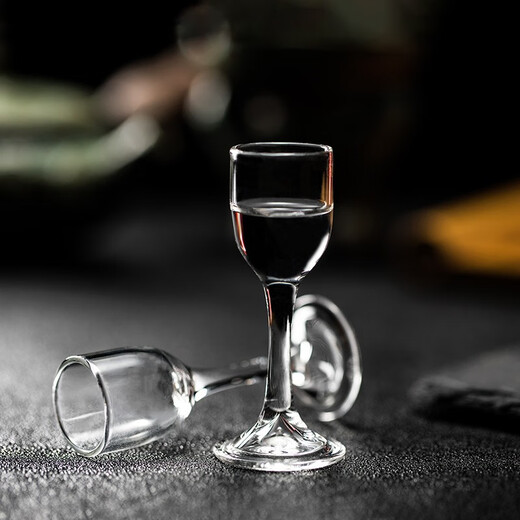 Katav white wine glass dispenser set lead-free crystal glass with graduated wine glass bullet cup Maotai cup spirit glass 2 pots 150ml + 10 cups 10ml