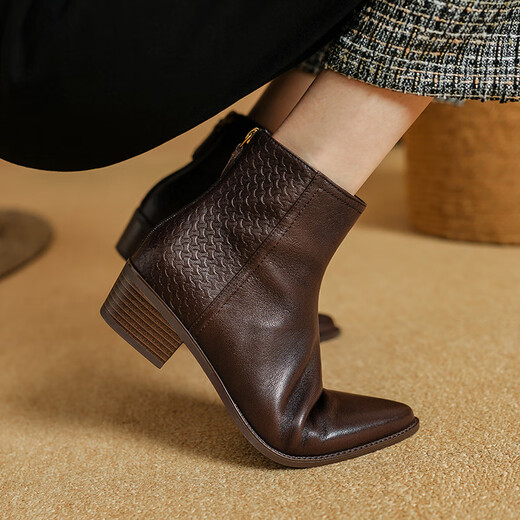 FZFD Top Layer Schaffell speicherte Zehen niedrige Absätze und Nacktstiefel für Frauen Retro -Stil einfach und vielseitig Winterstil Women Stiefel Dicke Absatz Stiefel für Frauen Single Lily Brown 38