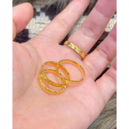 Fat Donglai's same style broken ice ring yellow l gold ring broken ice ice broken gold ring autumn and winter prosperous wealth ring super flash broken gold ring silver version plated with 24k gold opening adjustable