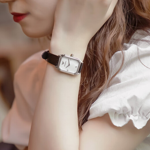 Emporio Armani watch women's European and American watch small green watch retro belt fritillary quartz watch Chinese Valentine's Day gift for girlfriend retro square plate AR11148