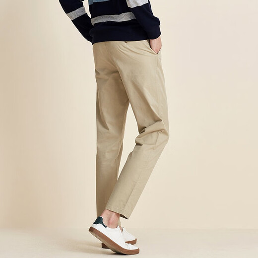 Sept pantalons décontractés de loup pour le pantalon masculin neuf pour hommes de couleur masculine.