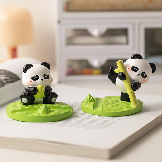 
Qile birthday gift women's desktop ornaments panda mobile phone holder for teachers' day souvenirs small gifts work station decoration panda mobile phone holder (hold bamboo)