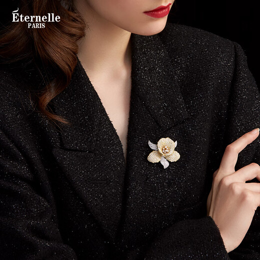 Eternelle French eternal original design camellia brooch high-end luxury temperament corsage female birthday gift