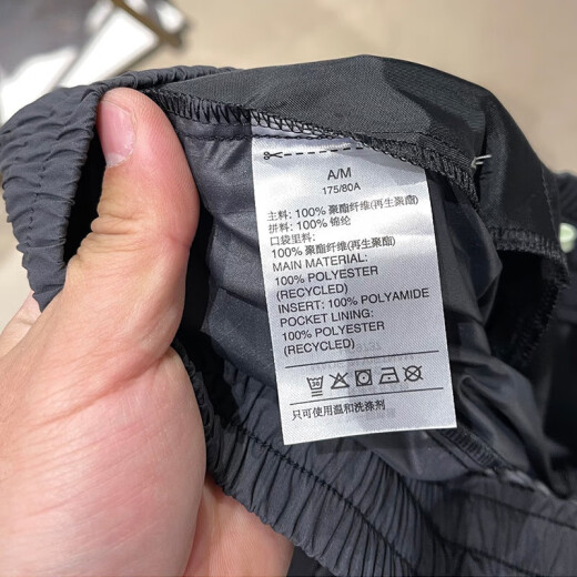 Adidas adidas мужские рабочие шорты модные и универсальные спортивные спортивные спортивные брюки.