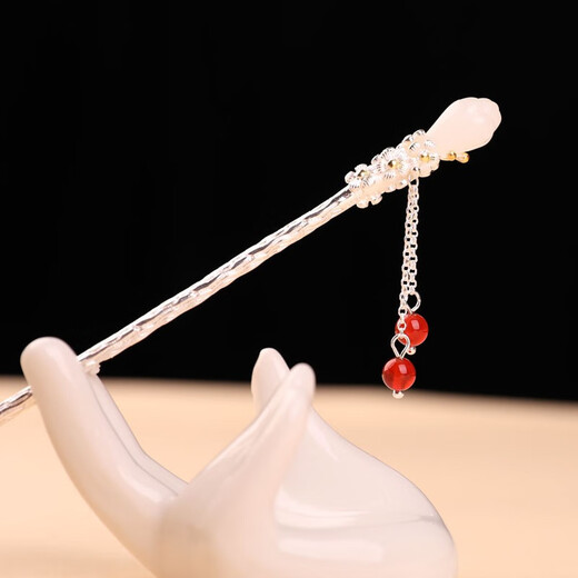 Jiangnan's first national style, magnolia flower, agate tassel, silver-plated hairpin, jade Hanfu headdress, ancient style coiled hairpin, step-shaking hairpin for women, hairpin