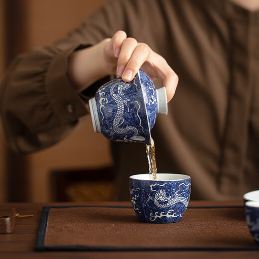 SUSHI CERAMICS National Trend Blue and White Tea Set Xianglong Cover Bowl Master Cup Teacup Kung Fu Tea Set