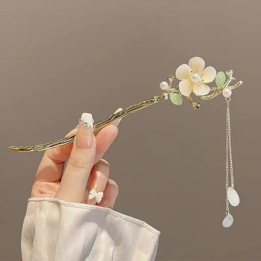 Xiang Princess Magnolia Flower Hairpin Ancient Style Hairpin Hanfu Hair Accessories Tassel Hairpin Step Shake Jade Hairpin Women's Day Gift Generation Hairpin Magnolia Flower Hairpin