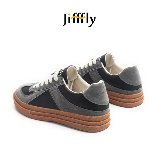 Chaussures masculines judicieuses chaussures d'entraînement moral rétro.