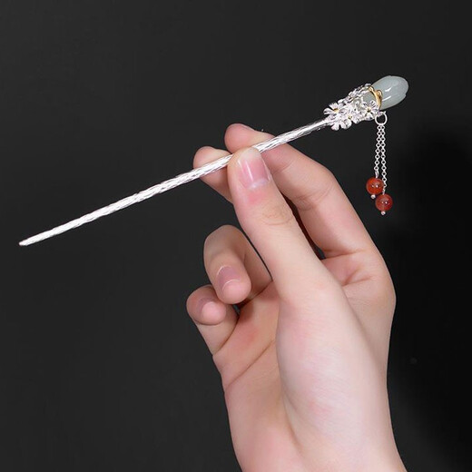Jiangnan's first national style, magnolia flower, agate tassel, silver-plated hairpin, jade Hanfu headdress, ancient style coiled hairpin, step-shaking hairpin for women, hairpin
