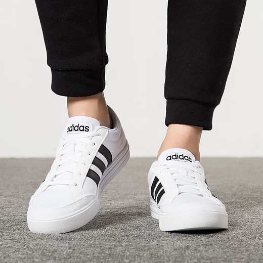ADIDAS阿迪达斯男鞋运动鞋 秋季休闲鞋时尚舒适耐磨低帮透气休闲鞋 AW3889/帆布/白色 44