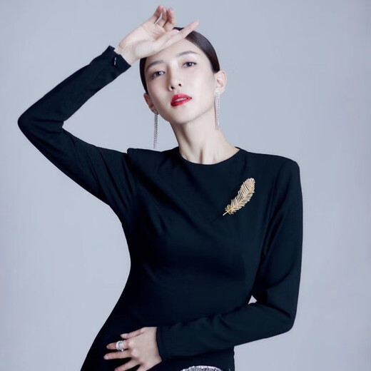 QUAMER feather brooch, versatile suit corsage accessory, coat luxury pin, Teacher's Day, gold color