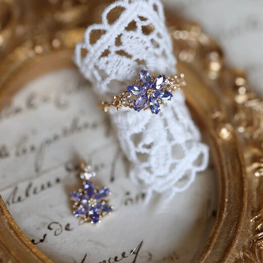 DL 1998 Chinese Valentine's Day Gift 520 Valentine's Day Gift Fat Donglai Same Style Tanzanite Bellflower Villa Meitianl Hong Kong No. 9