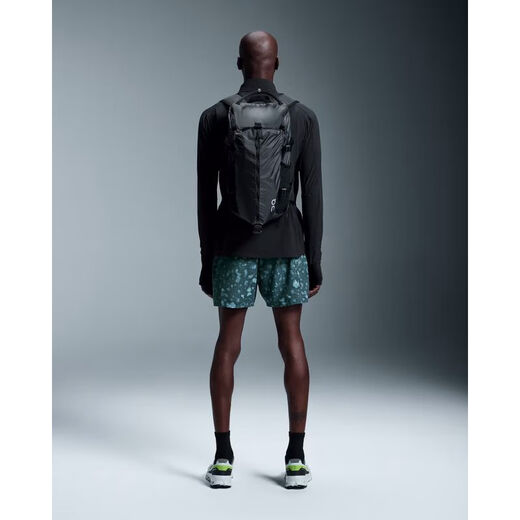 On (On) mountaineering bag, travel bag, men's bag, women's bag, casual sports bag 18L fashion backpack, ultra-light and durable outdoor camping Magnet black 18L medium bag