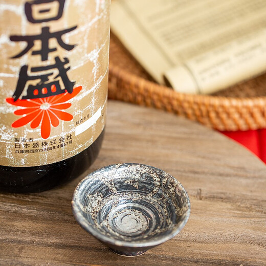 Japan's special selection brew sake 1.8L original imported from Japan Low-grade imported foreign wine Japanese restaurant Japan's special selection brew sake 1.8L*2