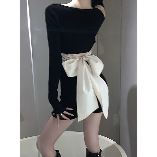 Yi Jingxuan (Yijingxuan) Pure heiße Mädchen Beugen Langarm Kleid Damen Herbst sexy schwarz hohle enge schlanke und butt nachtclub Hauptbild S 85-95jin [Jin gleich 0,5 kg]