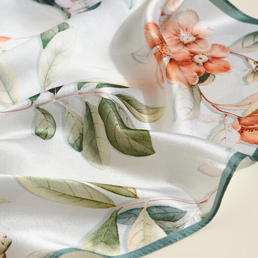 Hangzhou Silk Road Silk Scarf Women's Spring and Summer Scarf Brooch Square Scarf Mulberry Silk Scarf Mother's Birthday Gift Mother's Day Flowering Period