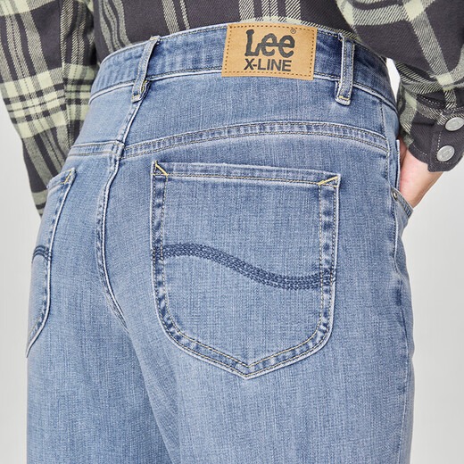 Lee [terminé par Zhang Linghe] 411 confortable haute taille haute pieds droite bleu quotidien de jeans féminins décontractés tendance bleu clair 26 (100-110jin [Jin est égal à 0,5 kg]))