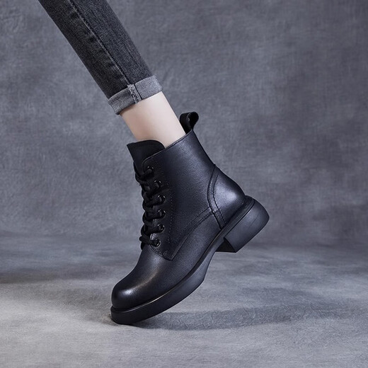 KI-Top-Layer-Cowide Kurzstiefel für Frauen 2024 Winter neuer Stiefel mit Martinstiefeln und Velvet-Baumwollschuhen echte Leder-Leder-Lederschuhe schwarz [hinzugefügte Velvet] Wzzm23339 38