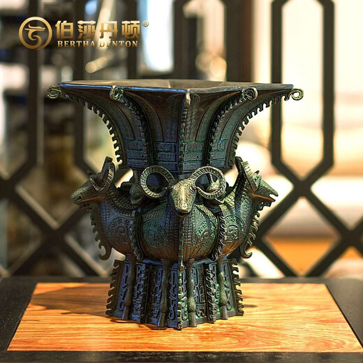 Bertha DENTON (BERTHA DENTON) Four Sheep Square Ornaments Antique Bronze Ward Dingjiu Cabinet Decoration Ornaments Copper Crafts Opening High-end Gifts 14cm [Brass Model]