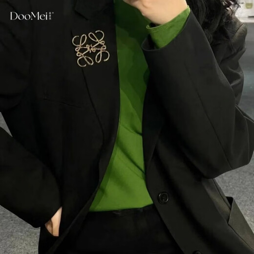 QUAMER Luojia brooch geometric hollow high-end women's design niche luxury temperament corsage gold