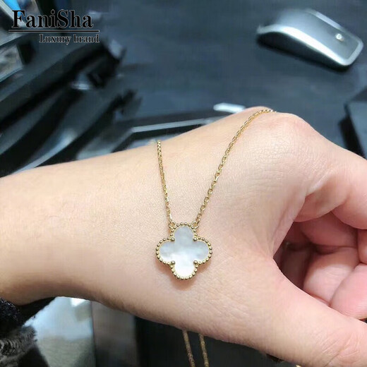 Fanesa light luxury four-leaf clover necklace for women large 18K gold rose gold au750 pendant birthday 520 Valentine's Day gift red agate four-leaf clover high-end version 15mm (4.5g)