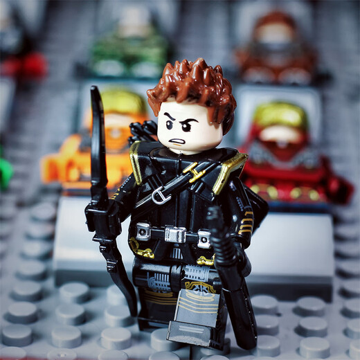 Lego Avengers 4 Deadpool Ghost Rider Falcon Eyes Ronman Thanos Bausteine ​​Jungen Spielzeug 829 Falcon