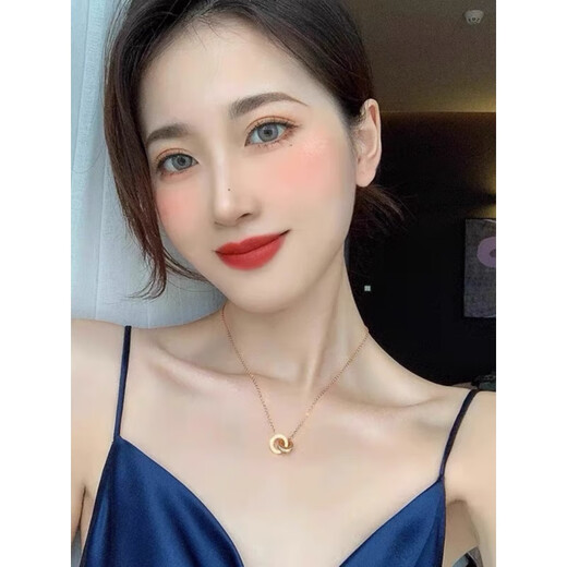 Yulong Xiaoman waist 18k gold necklace AU750 women's 18K color gold double ring diamond light luxury pendant clavicle chain Valentine's Day gift