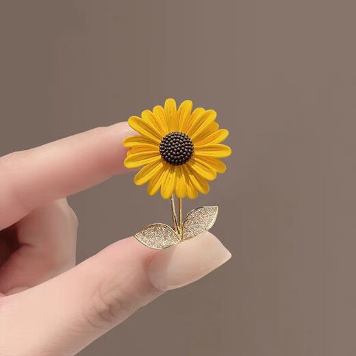 Peizhou Sunflower Corsage Brooch Women's Exquisite Design Niche Cute Suit Sweater Luxury Pin Accessories Cute Sunflower Brooch Pin