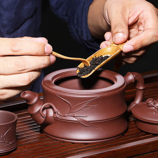 Hidden Pot World Yixing Zisha Pot Purely Handmade Bamboo Segment Teapot Household Teapot Large Capacity Kung Fu Tea Set is rising steadily