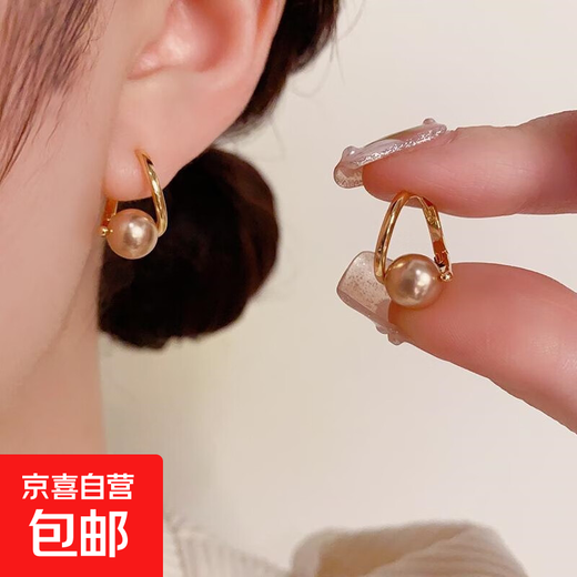 Korean light luxury geometric pearl earrings 2024 new style earrings, fashionable and versatile, temperament earrings for women, real gold, main picture