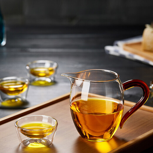 Lvchangming Glass Fair Cup with Tea Filter Tea Divider Tea Sea Thickened Heat-resistant Kung Fu Tea Accessories Set Yellow Handle Male Cup 350ml